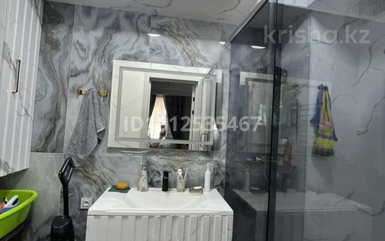 2-комнатная квартира · 63 м² · 1/9 этаж, мкр Нуртас, Мкр.Нуртас 3 блок — жк Стандарт сити 2 9 этаж рядом школа 145 за 35 млн ₸ в Шымкенте, Каратауский р-н — фото 2