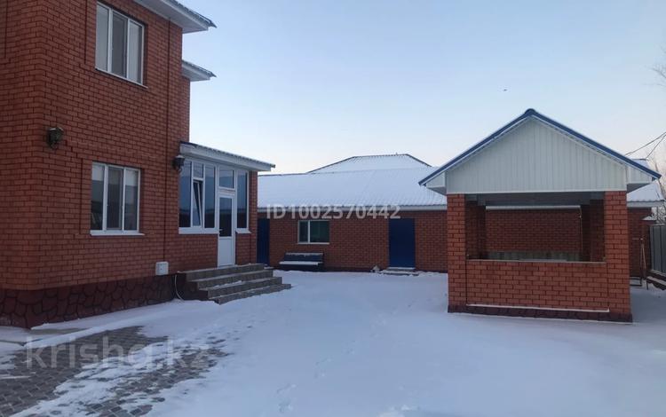 Часть дома · 7 комнат · 230 м² · 10 сот., Сарбаз 180 180 — Казмунайгаз заправка за 86 млн ₸ в Актобе, жилой массив Кирпичный — фото 2