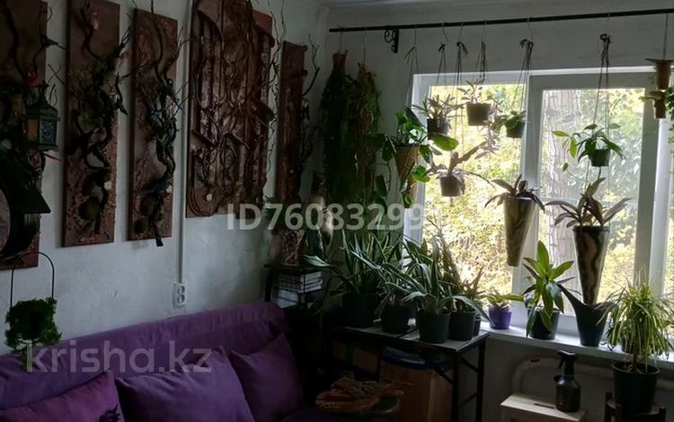 2-бөлмелі пәтер · 44 м² · 3/5 қабат, Назарбаева 29/3 — 45аптека, бағасы: 9 млн ₸ в Усть-Каменогорске — фото 2