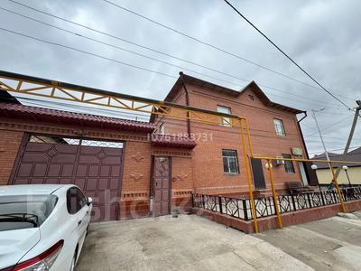 Отдельный дом · 10 комнат · 330 м² · 10 сот., проспект Астана 9 за 150 млн 〒 в 