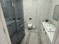 2-бөлмелі пәтер · 83 м² · 5/8 қабат, Омарова 33/1, бағасы: 80 млн ₸ в Алматы, Медеуский р-н — фото 11
