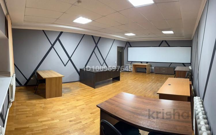 Кеңселер · 43 м², бағасы: 110 000 〒 в Астане, р-н Байконур — фото 2