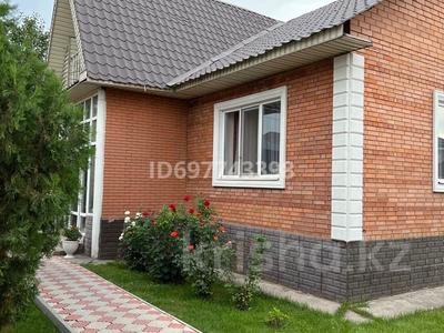 Отдельный дом · 7 комнат · 180 м² · 10 сот., мкр Альмерек, Новая — Новостройки за 75 млн ₸ в Алматы, Турксибский р-н
