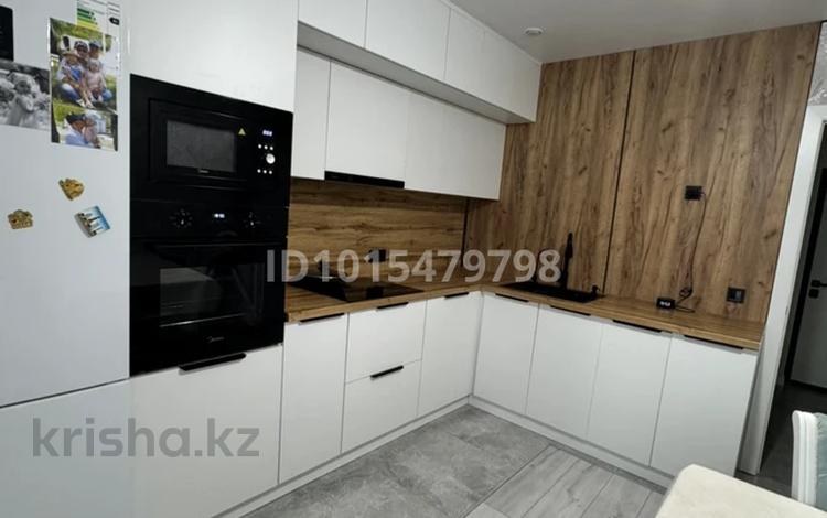 2-комнатная квартира · 59.51 м² · 14/17 этаж, Хусейн Бен Талал 39 за 42 млн ₸ в Астане, Есильский р-н — фото 2