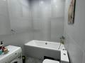 2-комнатная квартира · 70 м² · 3/9 этаж, мкр. Алтын орда, Алии молдагуловой за 42 млн ₸ в Актобе — фото 4