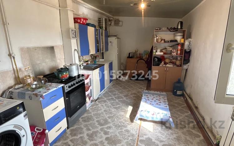 Жеке үй · 3 бөлме · 100 м² · 10 жүзд., Махмуда 10, бағасы: 7 млн ₸ в Атырау — фото 26