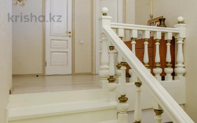 Часть дома · 4 комнаты · 140 м² · 4 сот., Шашкина за 116.5 млн ₸ в Астане, Есильский р-н — фото 4