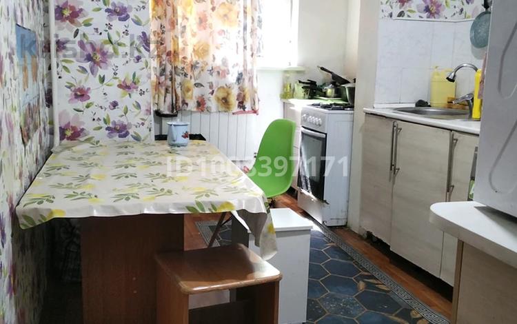 3 комнаты · 55 м² · 1/5 этаж, 17-й микрорайон 12 за 35 000 ₸ в Шымкенте, Аль-Фарабийский р-н — фото 3