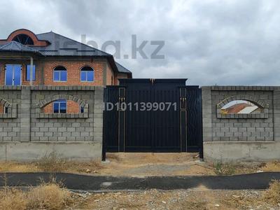 Отдельный дом · 8 комнат · 600 м² · 20 сот., Есет батыр 30-32 — Версаль тойхана артқы жағы за 80 млн ₸ в Туркестане