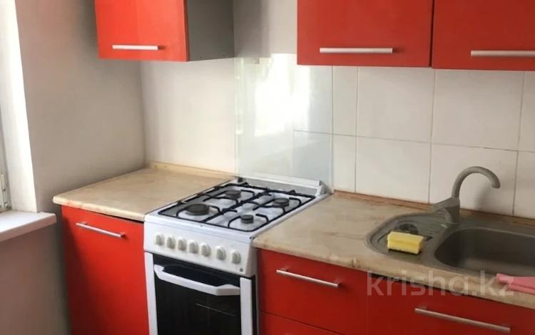 1-комнатная квартира · 32.6 м² · 1/5 этаж, мкр Аксай-2 за 23 млн ₸ в Алматы, Ауэзовский р-н — фото 2