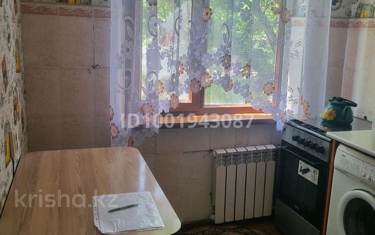 1-комнатная квартира · 35 м² · 2/5 этаж, 17-й микрорайон, 17-й микрорайон 9а за 130 000 〒 в Шымкенте, Аль-Фарабийский р-н — фото 2