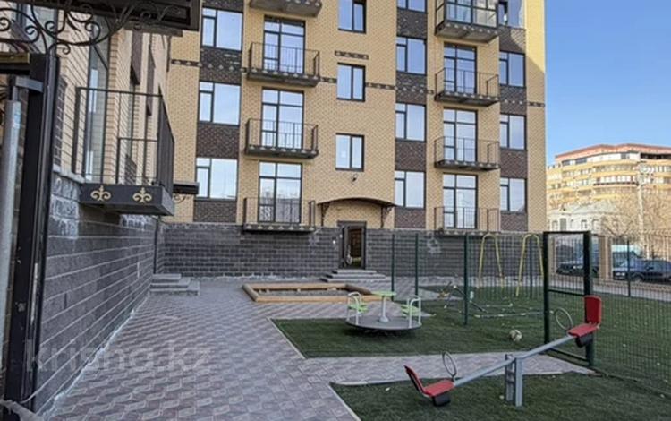 2-комнатная квартира · 78 м² · 2/6 этаж, Герцена 92 — ЖК ТҰМАР цена 470 000 тенге за 1 кв.м за ~ 36.7 млн ₸ в Павлодаре — фото 3