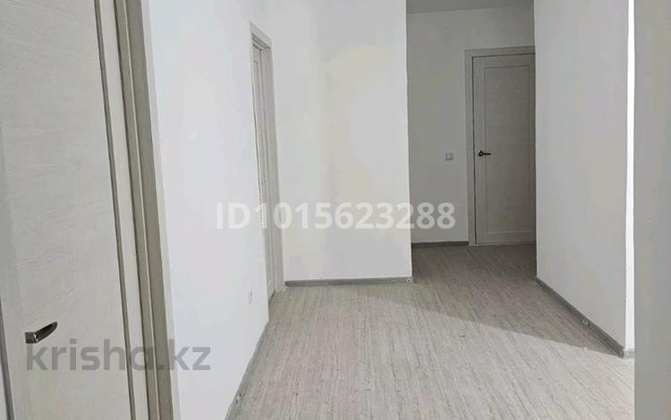 3-комнатная квартира · 87 м² · 14/15 этаж, Шапық Шокин 1 за 300 000 ₸ в Астане, Нура р-н — фото 2