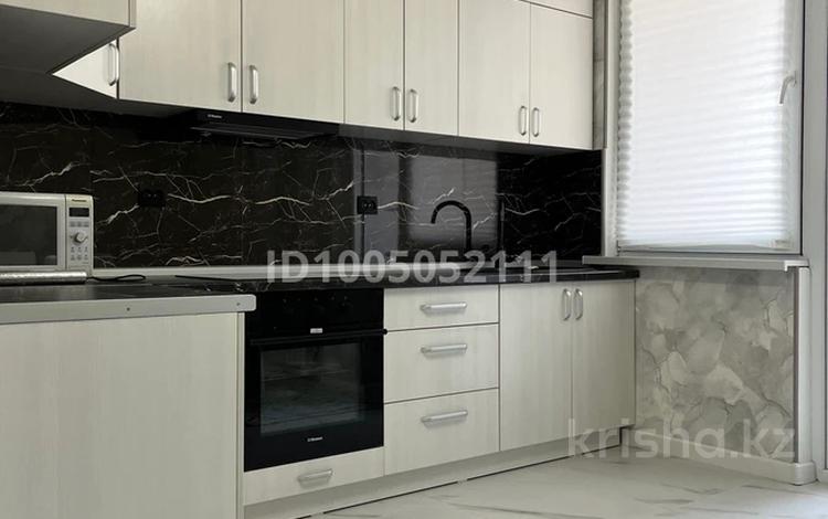 2-бөлмелі пәтер · 85.6 м² · 10/12 қабат, Нұрсәт ш/а, Назарбекова 29/2к1 — Шаяхметов, бағасы: 45 млн ₸ в Шымкенте, Каратауский р-н — фото 2