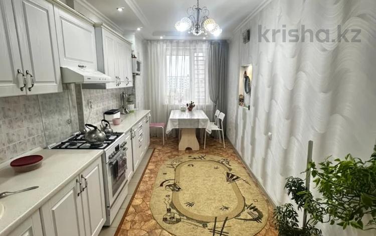 3-комнатная квартира · 100.5 м² · 8/9 этаж, мкр 12 51 за 28.5 млн ₸ в Актобе — фото 10