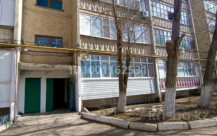 3-комнатная квартира · 64.2 м² · 2/5 этаж, Жастык 27 за 15.5 млн ₸ в Кандыагаш — фото 2