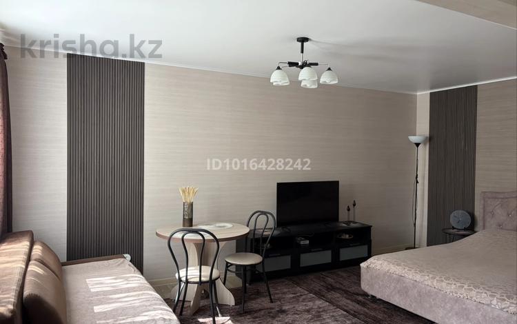 1-комнатная квартира · 34 м² · 4/5 этаж, Сатпаева 48 за 230 000 ₸ в Усть-Каменогорске, Ульбинский — фото 2