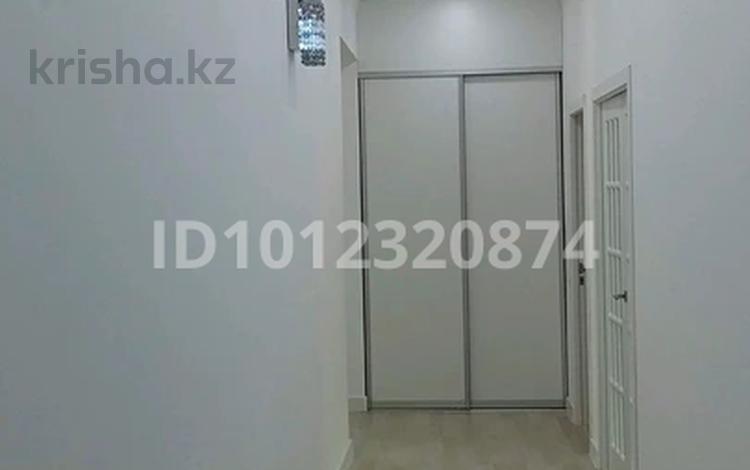 2-комнатная квартира · 87.5 м² · 2/3 этаж, мкр Самал, Адгама Каримова 117 за 40 млн ₸ в Атырау — фото 2