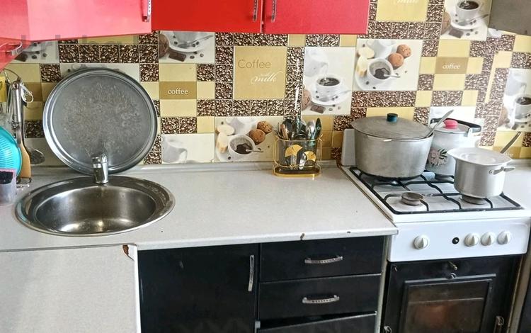 2-комнатная квартира · 42.7 м² · 5/5 этаж, Ленина 155 за 7.6 млн ₸ в Рудном — фото 2