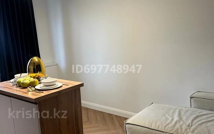 1-бөлмелі пәтер · 54 м² · 5/5 қабат, Строительная — Строительная- Торайгырова, бағасы: 18 000 ₸ в Экибастузе — фото 2