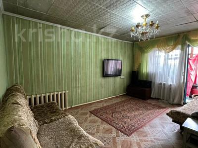 3-комнатная квартира · 72 м² · 2/2 этаж, Туристическая 104 за 7.5 млн 〒 в Семее