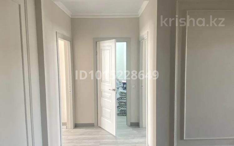 2-комнатная квартира · 69.9 м² · 7/9 этаж, мкр. Алтын орда, Мкр. Алтын орда Тәуелсіздік 24/3 за 180 000 ₸ в Актобе — фото 2