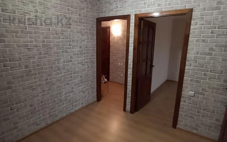 2-бөлмелі пәтер · 57.3 м² · 3/5 қабат, мкр 8, Братьев жубановых, бағасы: 17.5 млн ₸ в Актобе — фото 6