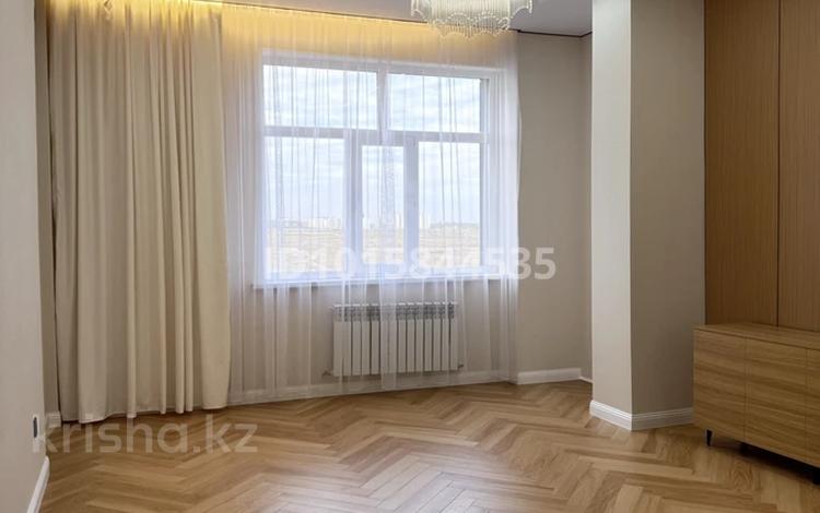 3-комнатная квартира · 80 м² · 5/8 этаж, Ахмет байтұрсынұлы 67 за 43 млн ₸ в Астане, Сарайшык р-н — фото 2