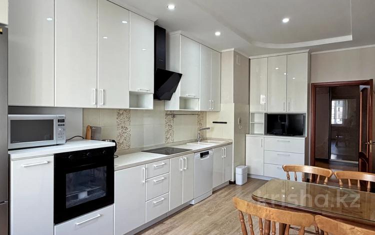 3-комнатная квартира · 130 м² · 14/20 этаж, Сатпаева 30/8 — Хамита Ергалиева за 560 000 ₸ в Алматы, Бостандыкский р-н — фото 2