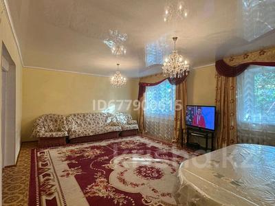 Отдельный дом · 4 комнаты · 112.4 м² · 8 сот., мкр Северо-Восток, Куныскерей 126 — Фабричная за 30.5 млн ₸ в Уральске