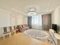 3-комнатная квартира · 120 м² · 12/20 этаж, Кабанбай батыра 43В за 550 000 ₸ в Астане, Есильский р-н — фото 2