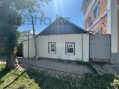 Жеке үй · 3 бөлме · 100 м² · 5 сот., Карева 26, бағасы: 18 млн ₸ в Уральске