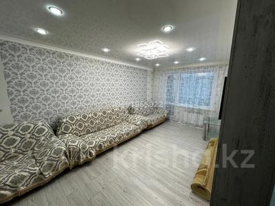 2-комнатная квартира, 44.5 м², 4/5 этаж, Казахстанская 126 за 8.5 млн 〒 в Шахтинске