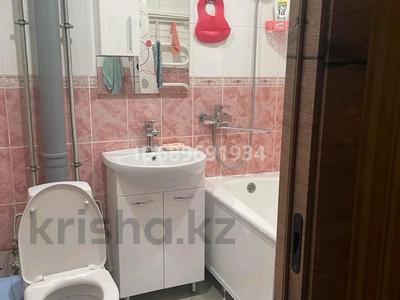 1-бөлмелі пәтер · 36 м², Назарбаева 31/3 — 45 аптека, Виноградова, бағасы: 9 000 ₸ в Усть-Каменогорске, Ульбинский