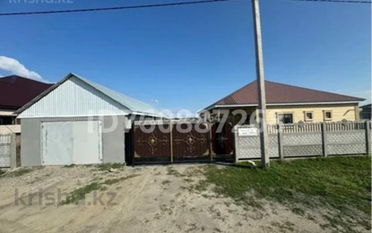 Отдельный дом · 4 комнаты · 180 м² · 10 сот., Беккул- баба 584/1 за 25 млн 〒 в Беккул баба — фото 2