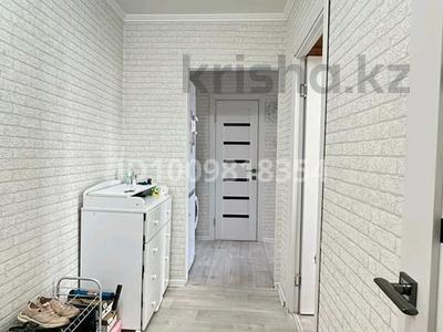 2-бөлмелі пәтер · 54 м² · 2/9 қабат, мкр 4 10, бағасы: 20.5 млн ₸ в Уральске
