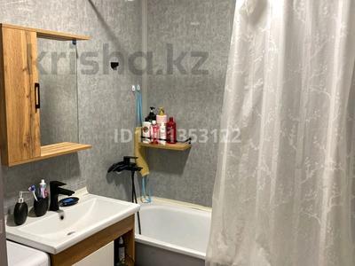 Продажа квартир в Восточно-Казахстанской обл.: 1-комнатная квартира · 44.2 м² · 3/5 этаж, Казбек би — Кшт за 19 млн 〒 1-комнатная квартира · 44.2 м² · 3/5 этаж, Казбек би — Кшт за 19 млн 〒 в Усть-Каменогорске, Ульбинский