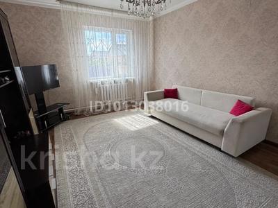 Отдельный дом · 2 комнаты · 75 м² · 10 сот., мкр Уркер за 47 млн ₸ в Астане, Нура р-н