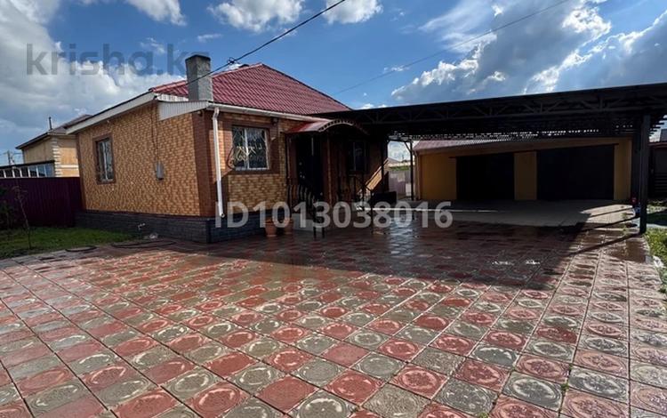 Отдельный дом · 2 комнаты · 75 м² · 10 сот., мкр Уркер за 55 млн ₸ в Астане, Нура р-н — фото 27
