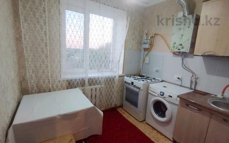 1-комнатная квартира · 32 м² · 5/5 этаж, Рахимова 47 за 7.5 млн ₸ в Таразе — фото 2