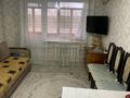 3-комнатная квартира · 67 м² · 4/5 этаж, 1-й квартал, 1-й квартал 6 — Рядом школа, Умай, Ануар, остановка Динамо, район очень тихий за 17.5 млн ₸ в Караганде, Алихана Бокейханова р-н — фото 2