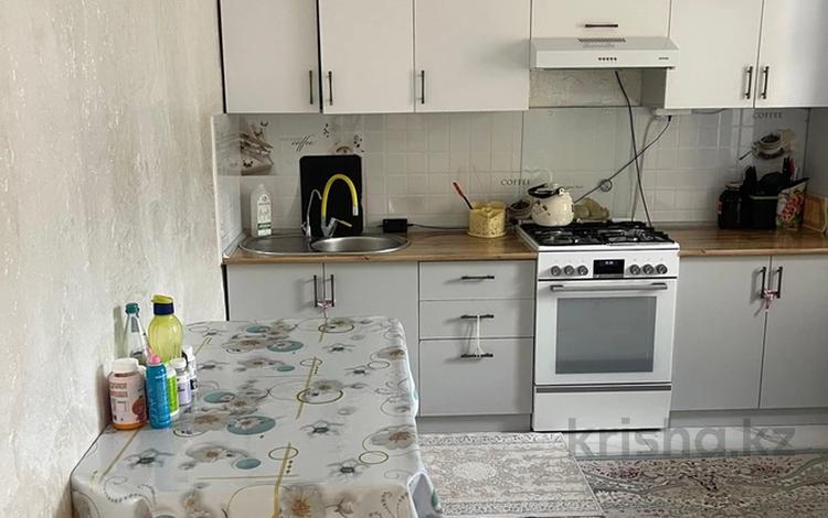 3-комнатная квартира · 100 м² · 1/5 этаж, Жамбыла — Еки жулдыз за 200 000 ₸ в Таразе — фото 2