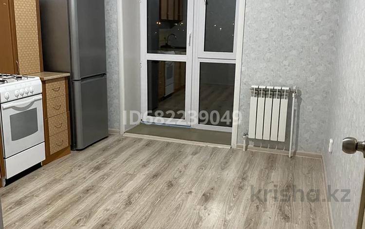 2-бөлмелі пәтер, 63 м², 4/9 қабат ай сайын, Береке 51, бағасы: 155 000 〒 в Костанае — фото 3