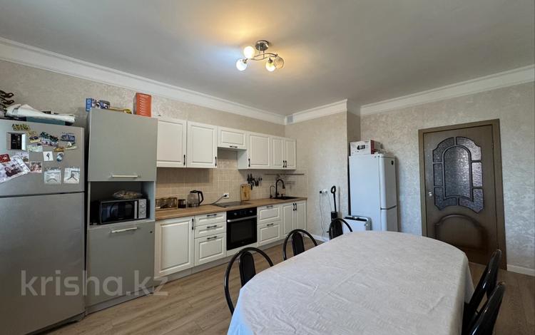 4-комнатная квартира · 162 м² · 12/16 этаж, Иманова 26 — ТД Алма-Ата за 55 млн ₸ в Астане, р-н Байконур — фото 3