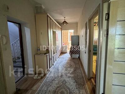 3-комнатная квартира · 67 м² · 4/5 этаж, Адырбеков 159 — Білім -Инновация лицейі за 200 000 ₸ в Шымкенте, Туран р-н