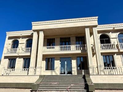 Жеке үй · 6 бөлме · 1500 м² · , Райымбек батыра 35, бағасы: 697 млн ₸ в Астане, Сарайшык р-н