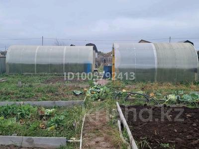 Дача · 2 комнаты · 18 м² · 6 сот., Виноградная — Остановка Наука за 3.5 млн 〒 в Караганде, Казыбек би р-н