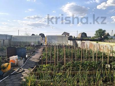 Дача · 2 комнаты · 18 м² · 6 сот., Виноградная — Остановка Наука за 2.5 млн ₸ в Караганде, Казыбек би р-н