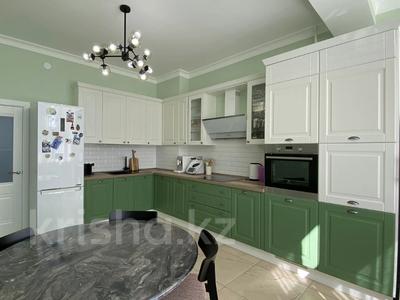 4-комнатная квартира · 140.8 м² · 3/5 этаж, Акжарма 10 за 65 млн 〒 в Атырау