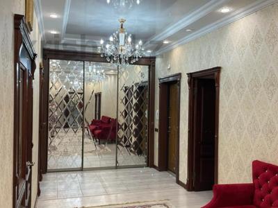 5-бөлмелі пәтер · 206 м² · 3/4 қабат, мкр 8, Санкибай батыра 253/6, бағасы: 61.5 млн 〒 в Актобе